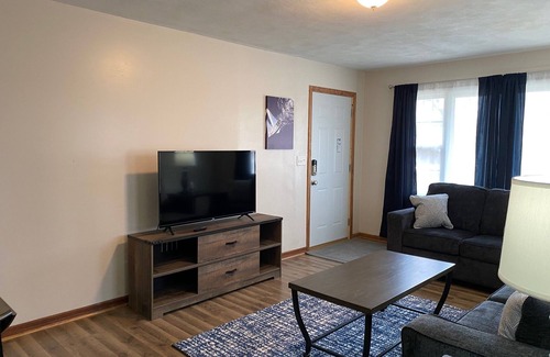Rockford House | Nicely Appointed Budget Stay in Rockford