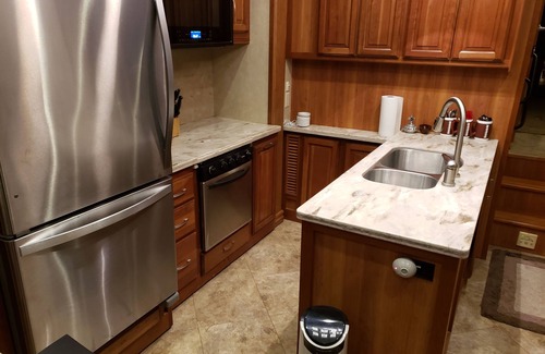 Stanton House | Nicely Furnished, Stationery RV for Cozy Weekend GetAways and OVERFLOW sleeping