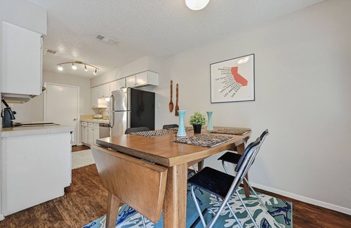 Balcones Terrace House | Nicely Updated 1200sf 2br/2ba in Excellent Location!