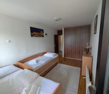 Pluzine Apartment | NiceOneLakeView