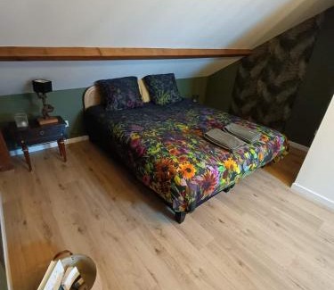 Faubourg Sud Apartment | Nid de charme pour soirée romantique