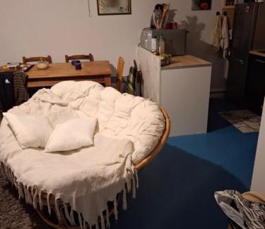 Aiguillon House | Nid douillet