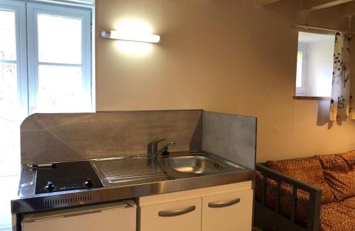 Asnieres sur Vegre House | Nid Douillet pour 2 à Asnières-sur-Vègre, Petite Cité de Caractère - FR-1-410-317