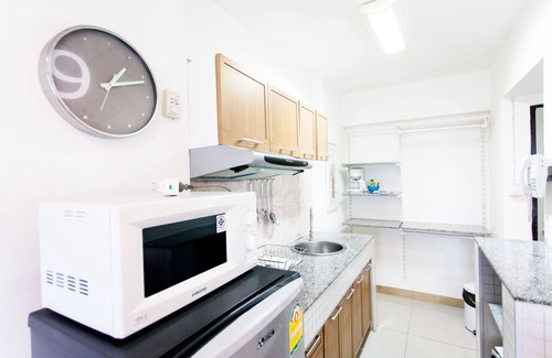 Chang Khlan Apartment | Night Bazaar Road - 40 Sqm - 3rd Floor - Work-From-Home w/Fully Fitted Kitchen