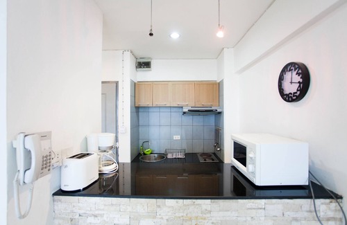 Chang Khlan Apartment | Night Bazaar Road - 40 Sqm - 7th Floor - Work-From-Home w/Fully Fitted Kitchen