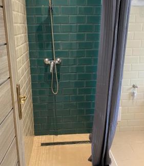 Vecses Apartment | Night & Flight Airport Apartman