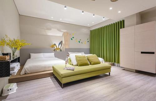 Dongshan House | Night Home