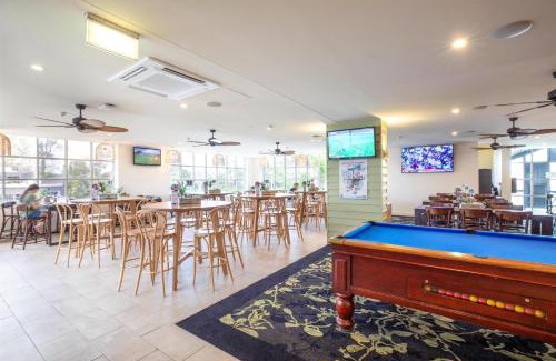 Nerang Hotel | Nightcap at Commercial Hotel