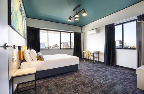 Nundah Hotel | Nightcap at Prince of Wales Hotel