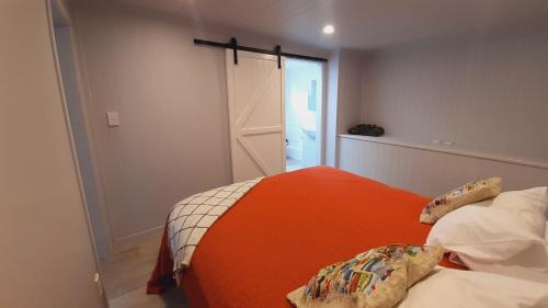 Matamata Apartment | Nights on Broadway - The APARTMENT