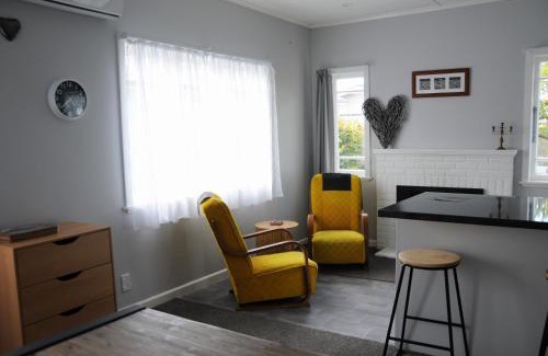 Matamata House | Nights on Broadway - THE HOUSE
