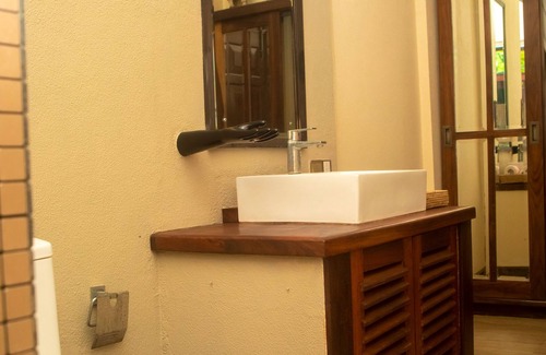 Kirinda Hotel | Nikara Luxury Beach House
