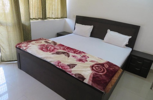 Vrindavan House | Nikunj Palace