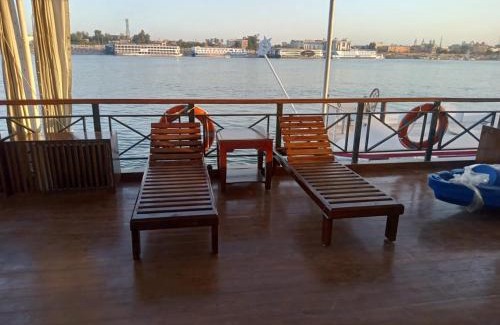 Al Karnak Boat Rental | Nile Dahabiya Sailing boat 3 nights Every Friday from Aswan to Luxor