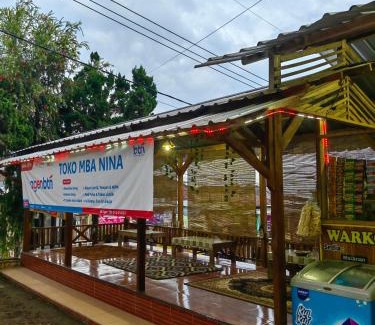 Asrikaton House | Nina Guest House UIN Malang