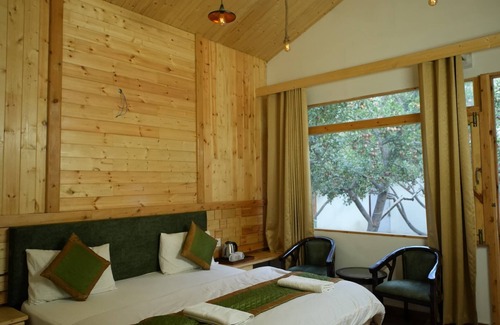 Bhatwari Hotel | nine Apple Resort Dharali Harsil