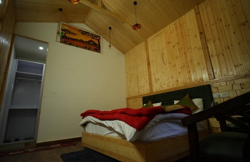 Bhatwari Hotel | nine Apple Resort Dharali Harsil