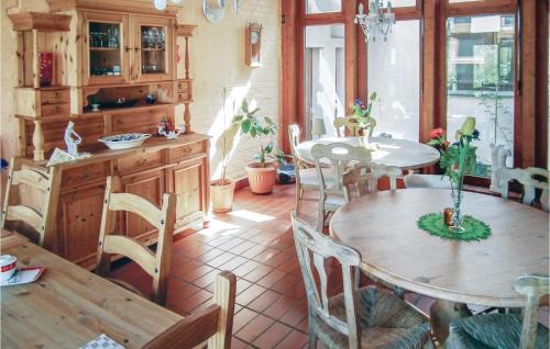 Frille House | Nine-Bedroom Holiday Home In Petershagen Ot Frille