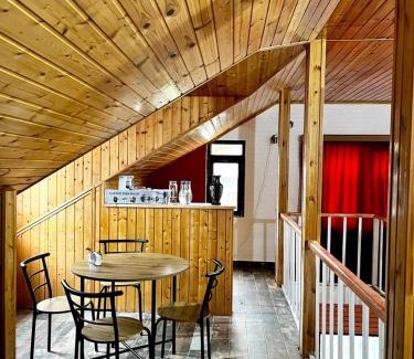 Kutaisi House | Nino & Irodi's Guest House