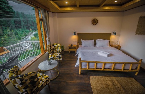 New Manali House | NinYanWays Boutique Stay