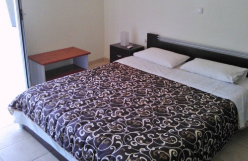 Assos House | Niriides Double Room in Asos Kefalonia 8