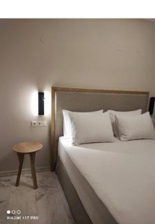 Nidri House | Niriton Pension