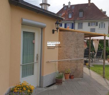 Birsfelden Bed & Breakfast | Niros Bed & Breakfast