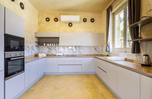 Qala Apartment | Nirvana Gozitan Villa & Pool - Happy Rentals
