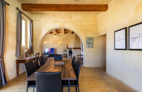 Qala Apartment | Nirvana Gozitan Villa & Pool - Happy Rentals