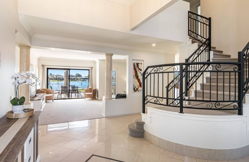 Yamba House | Nirvana Waters | Waterfront with Pool