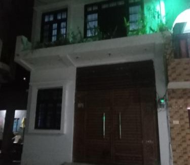 Lucknow Apartment | Nisha Home stay