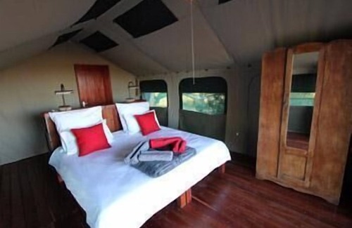 Sangwali Cabin | Nkasa Lupala Tented Lodge