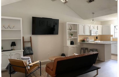 Claiborne House | nLamplighter 100:A