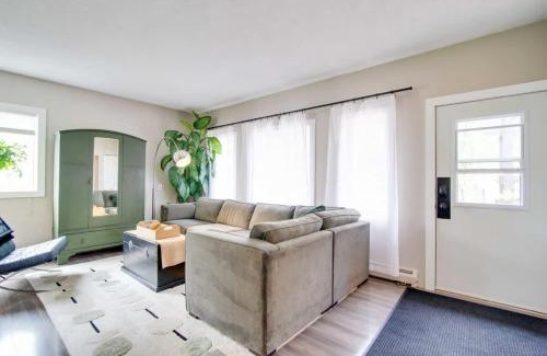 Whitehorse Apartment | NN - The Den - Riverdale 1-bed 1-bath