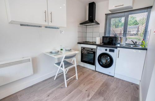 Aylesbury Apartment | No 02 Studio Flat Available near Aylesbury Town Station
