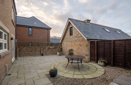 North Sunderland House | No 1, Twin Palms - Four Bedroom House, Sleeps 8
