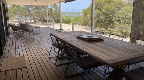 Lake Wangary House | No. 10 Coffin Bay