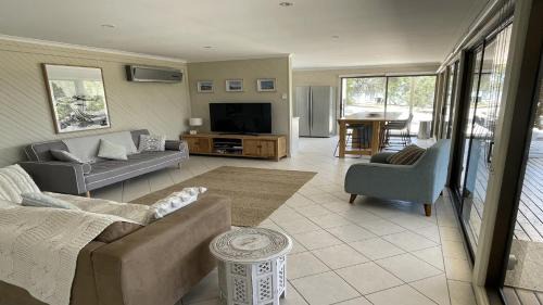 Lake Wangary House | No. 10 Coffin Bay