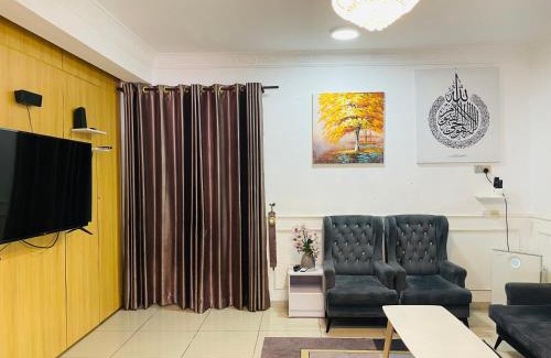 Lumut House | NO 121 NAZIRIN HOMESTAY TMN DESA MANJUNG