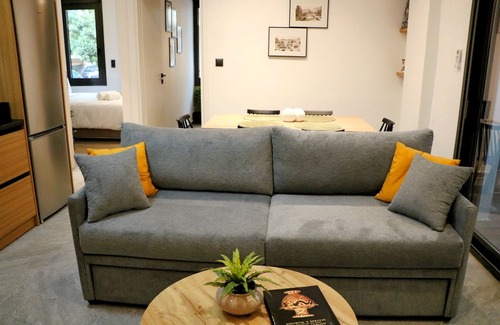 Ano Patisia Apartment | No 2 - Theo Apartment two bedrooms ground floor