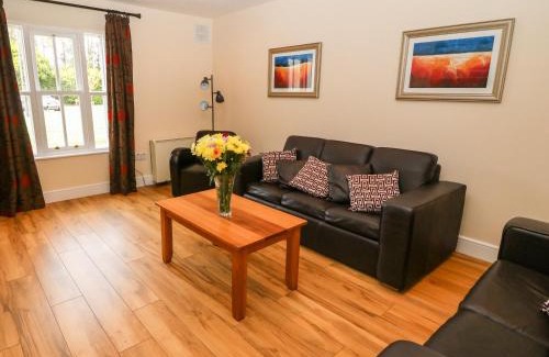 Dungarvan House | No 3 an Seanachai