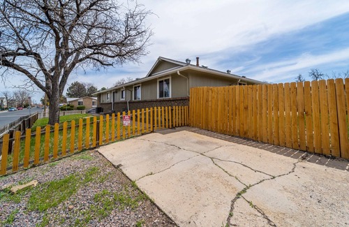 Aurora House | NO exta fees, Beautiful half duplex 3br, 2ba, w/gym, office and fenced in yard.