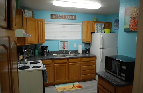 Driftwood Isles House | No Hurricane Damage! Gulf front Pet Friendly home great fishing and sunsets!