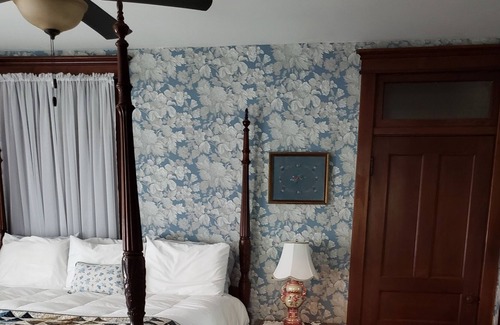 Winterset House | No longer available
