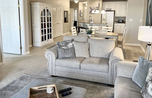 Crisfield Condo | No longer taking reservations at this time. Our apologies.