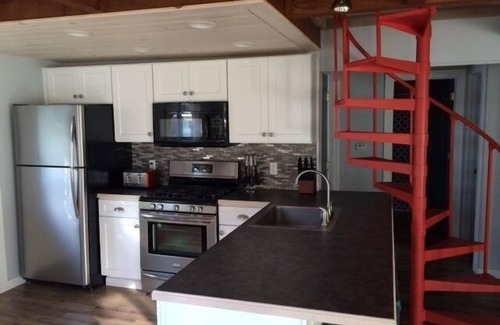 Oden Cottage | No Salt, No Sharks, No Worries
