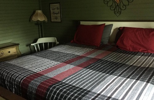 Smithville Cabin | No worries...at Little Eagle Creek Cabin