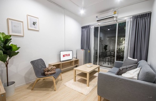 Khlong Tan Nuea House | No1★Terrace House 39★New cozy room near EmQuartier