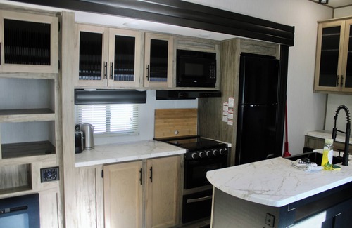 Revelstoke RV Rental | Noah's Ark Resort