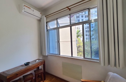 Flamengo Apartment | NOBLE FLAMENGO AREA, COMFORTABLE LIVING ROOM AND BEDROOM, LONG SEASONS ONLY!